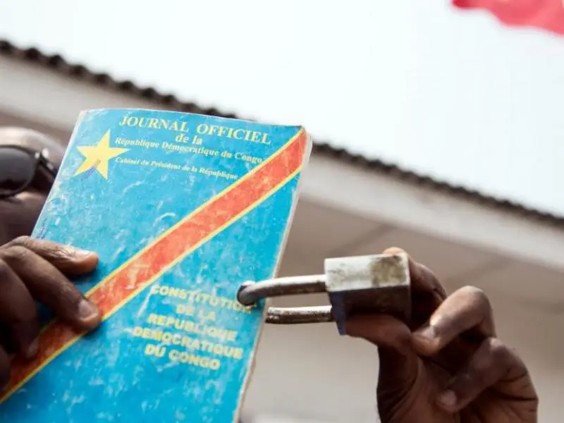 « La Constitution de 2006 n’a pas échoué. Ce sont ceux qui devaient l’appliquer qui ont trahi », Olivier Kamitatu à l’occasion des 20 ans de la Loi Fondamentale